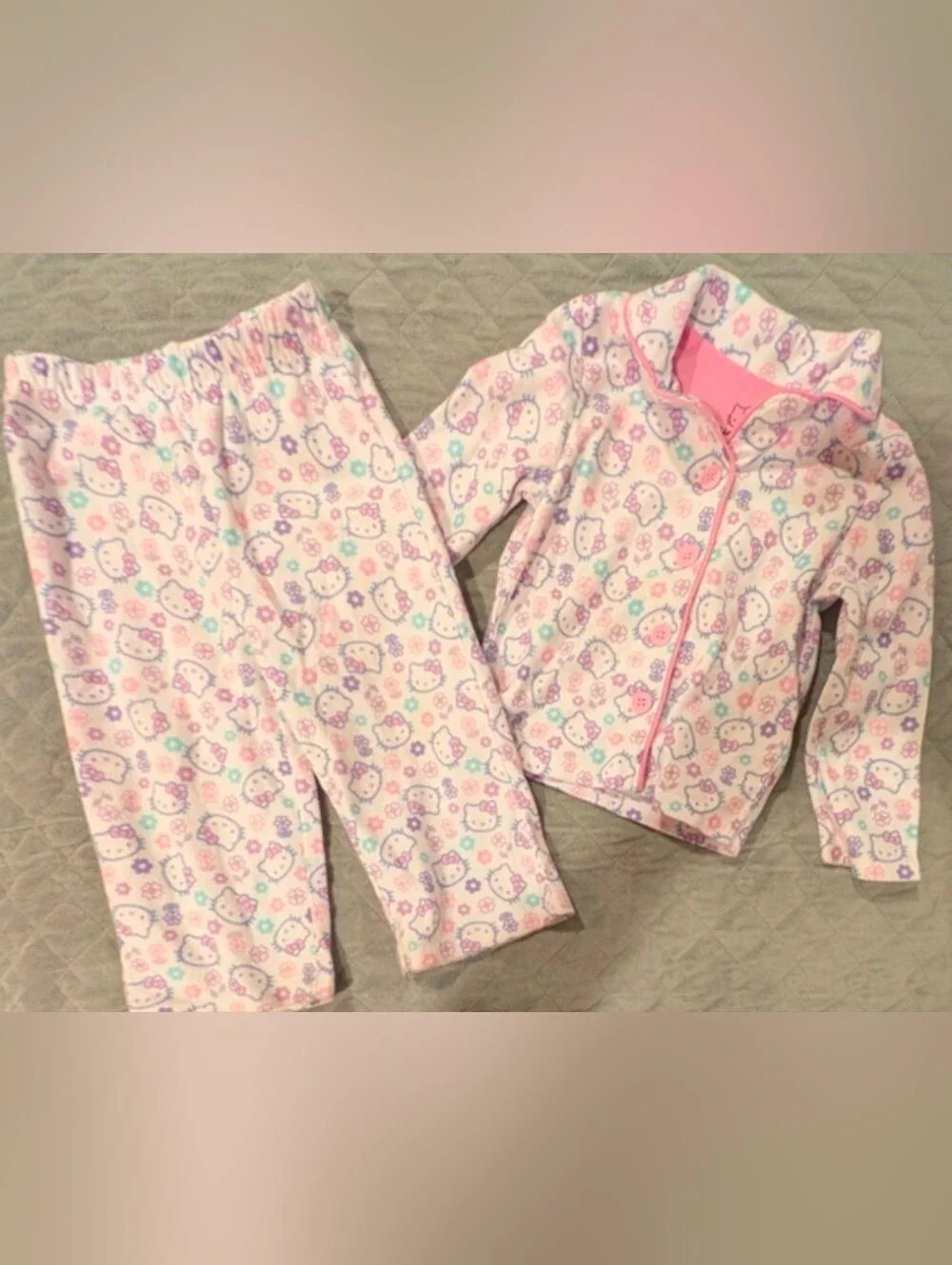 Hello Kitty 2T Pastel Pajama Set for Kids